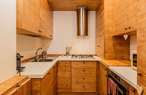 Pinzolo Apartment | Beautiful apartment for 6 people with WIFI, TV and patio