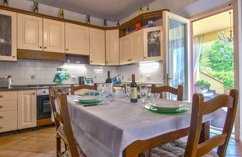 Giugnano Apartment | Spacious Apartment for 10 with Private Pool & Pet-Friendly