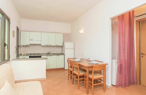 Costa Rei Apartment | Cozy Apartment for 4 with Pool, A/C, and Pet-Friendly Options