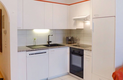 Champex-Lac Apartment | Cozy Apartment with Balcony, WIFI & Lake View for 3