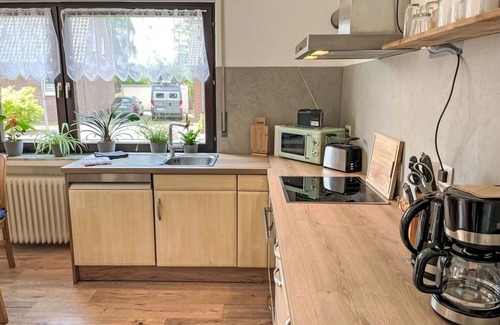 Bevergern Apartment | Cozy Apartment for 6 with WIFI, Terrace & Parking