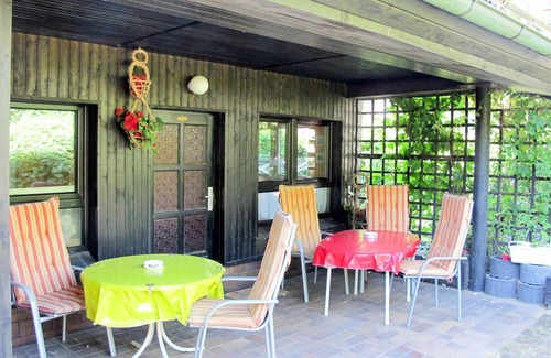 Quetzin Apartment | Cozy Apartment for Two with Lake View & Pet-Friendly Perks