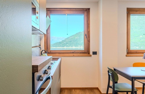 Verceia Apartment | Beautiful apartment for 6 people with A/C, WIFI, TV, balcony and parking