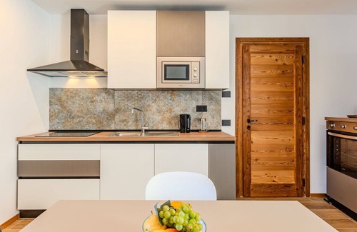 Verceia Apartment | Beautiful apartment for 2 guests with A/C, WIFI, TV and balcony