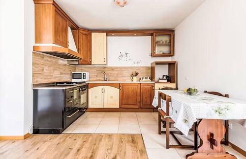 Livo Apartment | Beautiful apartment for 4 people with WIFI, TV, patio and pets allowed