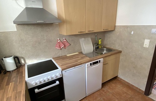 Neustift Im Stubaital Apartment | Cozy Apartment for 5 with WIFI, Balcony & Parking