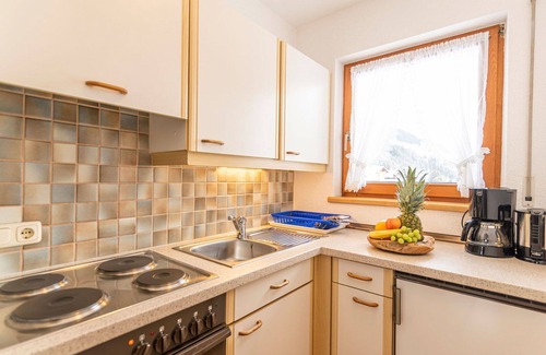 Kappl Apartment | Inviting Apartment for 20 with WIFI, Kitchen, and Balcony