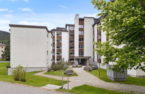 Davos-Dorf Apartment | Beautiful apartment for 6 people with WIFI, pool, TV, balcony and parking