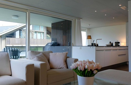 Spiez Apartment | Cozy Apartment for 4 with Internet, Balcony & Parking