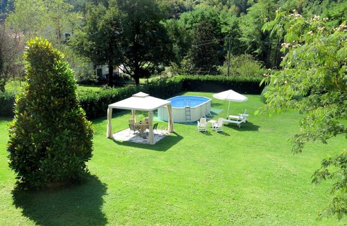 Casoli Apartment | Inviting Apartment for 6 with Pool, Hot Tub & WIFI