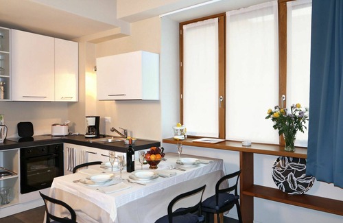 Olgiasca Apartment | Cozy Apartment for 4 with Lake View, Pets Allowed & WiFi