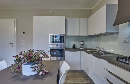 Dongo Apartment | Inviting Apartment for 4 with Lake View and Balcony