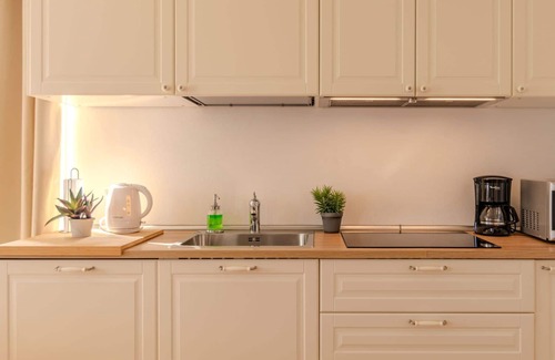 Musso Apartment | Inviting Apartment for 4 with Pool, A/C, and Terrace