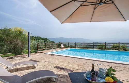Fornole Apartment | Beautiful apartment for 3 people with WIFI, A/C, pool, TV, panoramic view and parking