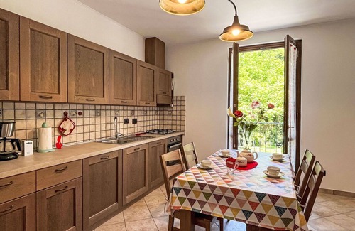 Savona Apartment | Cozy Apartment for 5 with Ocean View and Pet-Friendly Perks
