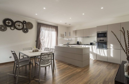Taggia Apartment | Inviting Apartment for 10 with Ocean View and Parking