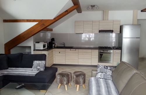 Villarembert Apartment | Elegant 130m2 Apartment with Kitchen & Kid-Friendly Space