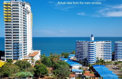 Las Lajas Apartment | Inviting Playa Apartment in Coronado with Pool & Spa