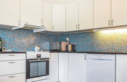 Samnanger Apartment | Enjoy a Relaxing Vacation in Our Beautiful Lakeview Apartment