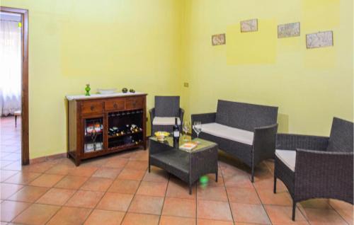 Bonifati House | Spacious 3 Bedroom Apartment in Bonifati - Family & Pet Friendly