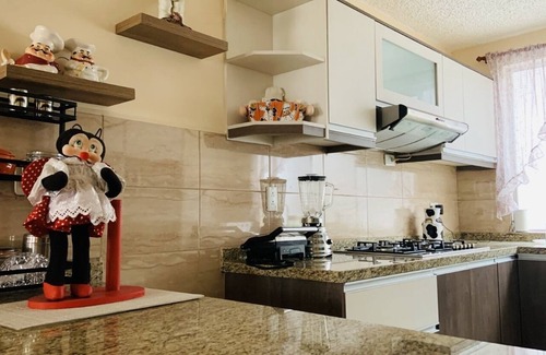 Parroquia Huachi Loreto Apartment | Cozy Apartment in Ambato with Spa and Child-Friendly Amenities