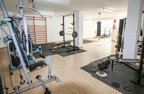 Coveta Fuma Apartment | Inviting El Campello Apartment with Pool and Free Wifi