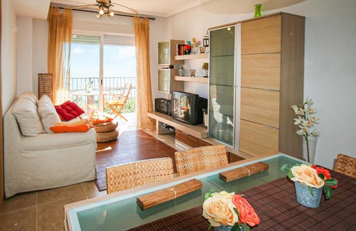 Coveta Fuma Apartment | Inviting El Campello Apartment with Pool and Free Wifi