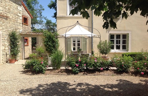 Tailly Apartment | Elegant Apartment Near Beaune with Pool and Spa Amenities
