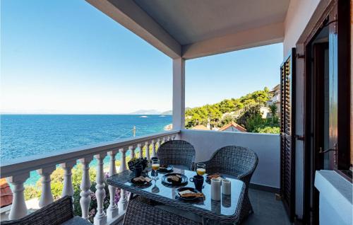 Prigradica Apartment | Elegant Apartment in Prigradica with Free Wifi for Families
