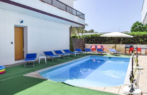 Palmi Apartment | Beautiful apartment in Palmi with WiFi