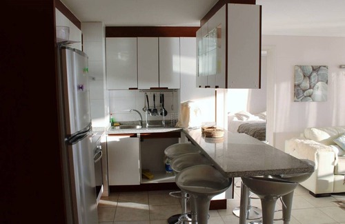 Dichato House | Cozy Apartment with Ocean View at Pingueral Beach