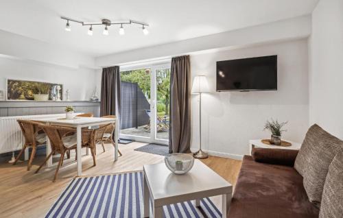 Suesel Apartment | Inviting Apartment in Ssel with Scenic Lake View