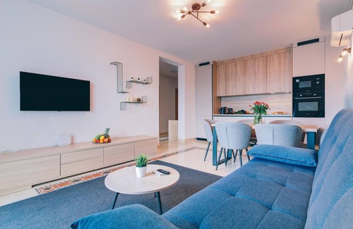 Selce Apartment | Cozy 2 Bedroom Accommodation with Oceanfront Views in Selce
