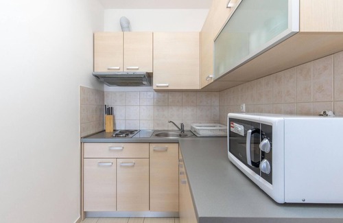 Selce Apartment | Cozy Apartment Near the Sea in Selce - Ocean Views Await