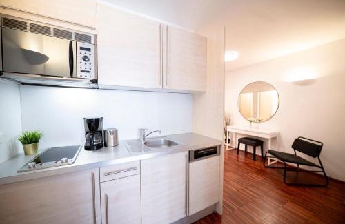 Roßau Apartment | Elegant Apartment in the Heart of Vienna - Pet Friendly!