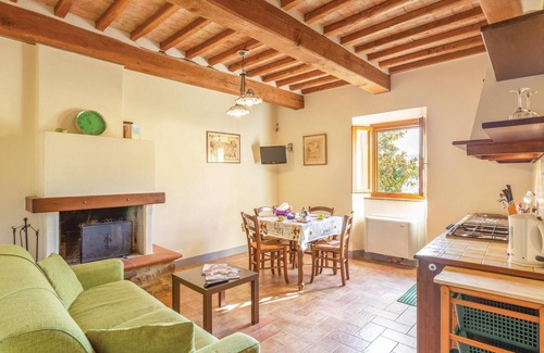 Santa Reparata Apartment | Historic Manor House with Pool & Spa Near Anghiari