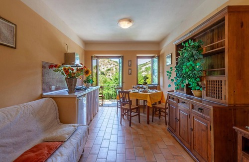 Apecchio Apartment | Cozy 1 Bedroom in Apecchio PU with Pool and Spa Access