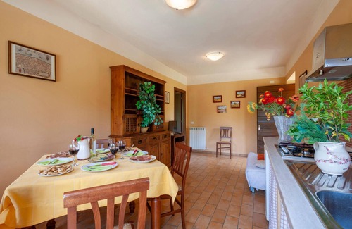 Apecchio Apartment | Cozy 1 Bedroom in Apecchio PU with Pool and Spa Access