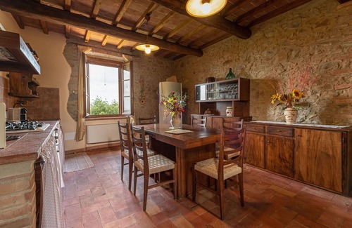 Sasso dʼOmbrone Villa | Inviting Villa with Pool, WIFI & Panoramic Views