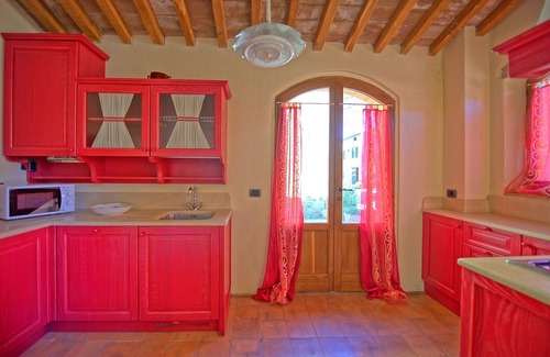 Poggibonsi Apartment | Charming Apartment for 4 Near San Gimignano with Pool