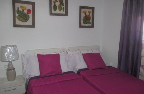 Bahia Calma Apartment | Oceanfront Apartment Linda Mar with Breathtaking Views