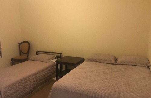 Morro do Maluf Apartment | Cozy Apartment Steps from the Beach in Guarujá