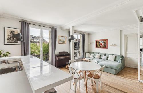Saint-Lambert Apartment | Beautiful apartment Paris 15