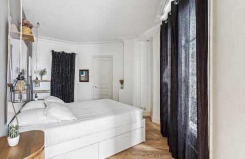 Saint-Lambert Apartment | Beautiful apartment Paris 15