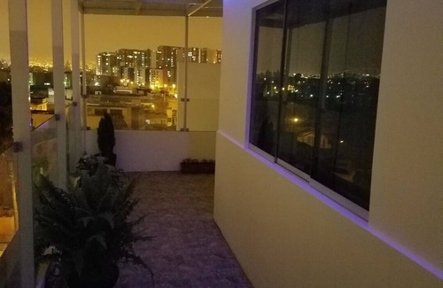 Santiago de Surco Apartment | Cozy Apartment with Kitchen - Your Perfect Getaway