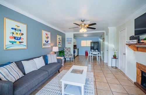 Mahncke Park Apartment | Cozy Apartment @ The Botanical Gardens - Rated 9.4/10!