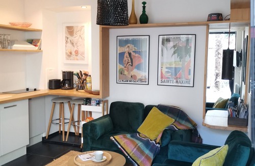 Auray Apartment | Stylish Apartment Near Auray with Oceanfront Views