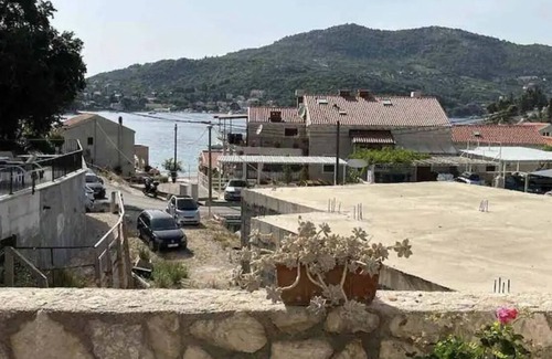 Stikovica Apartment | Serene Apartment with Expansive Terrace and Ocean Views