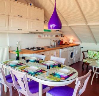 Sultanahmet Apartment | Scenic Apartment with Bosphorus Views in Istanbul