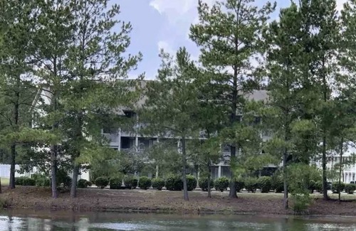 Surfside Beach Apartment | Family-Friendly 2BED/2BATH Apartment for Your Getaway
